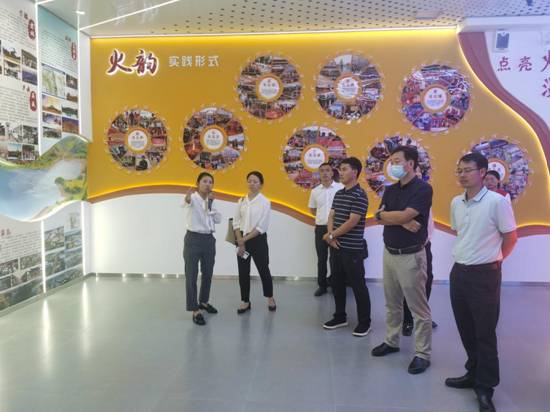 新时代文明实践中心参观